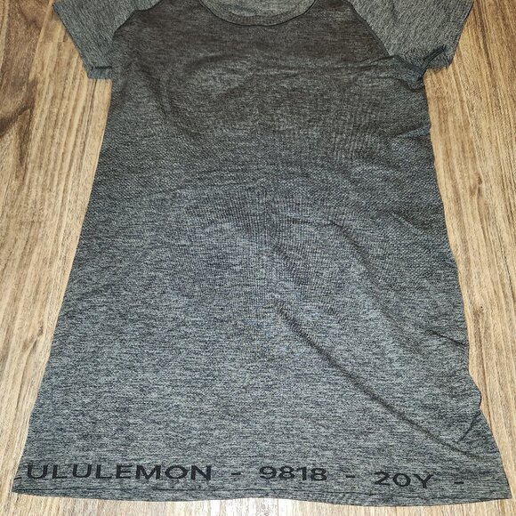 Lululemon Swiftly Tech Short Sleeve Crew - Picture 5 of 6
